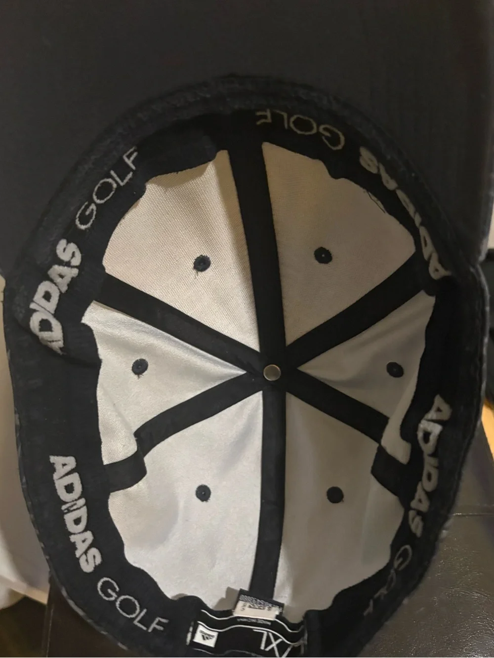 adidas golf leaf print cap, good condition, size large/XL